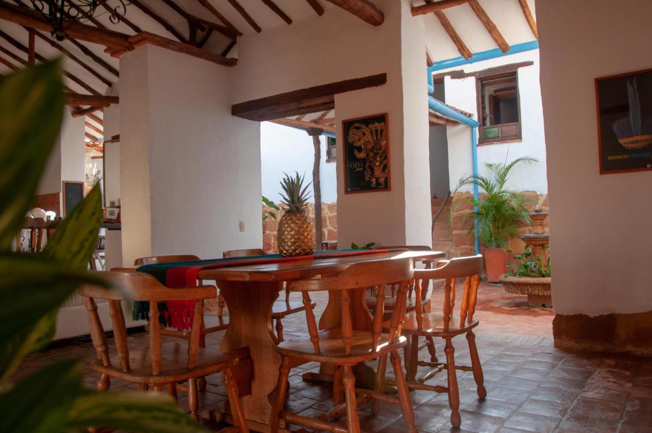 La Juanita Hostel บาริชารา ภายนอก รูปภาพ