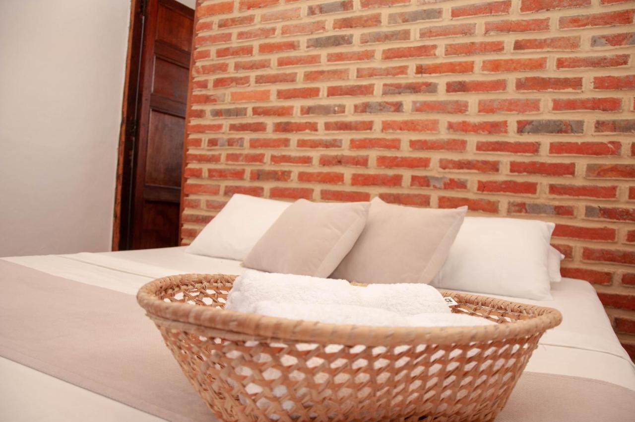 La Juanita Hostel บาริชารา ภายนอก รูปภาพ