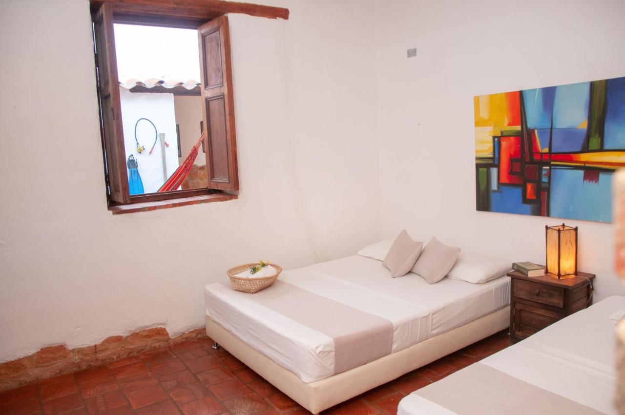 La Juanita Hostel บาริชารา ภายนอก รูปภาพ