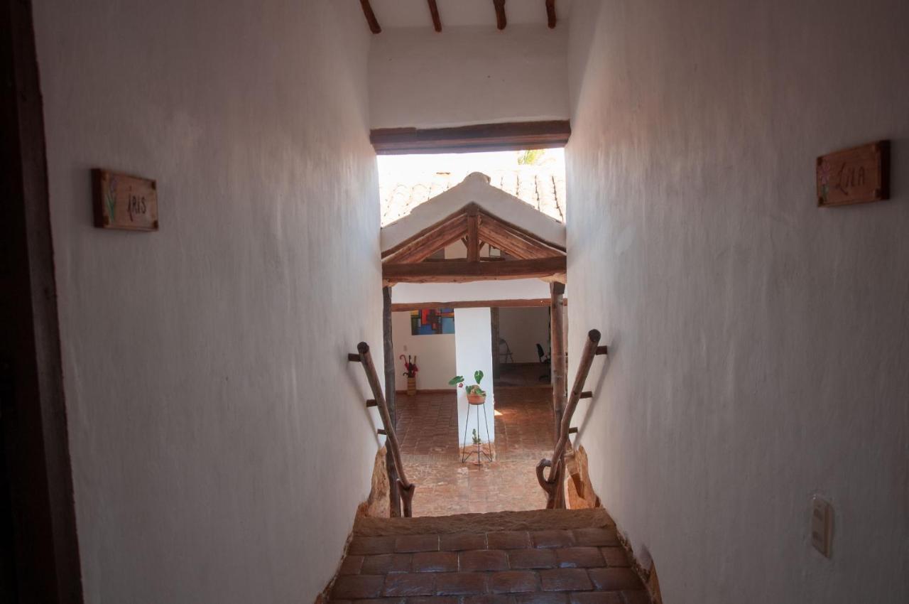 La Juanita Hostel บาริชารา ภายนอก รูปภาพ