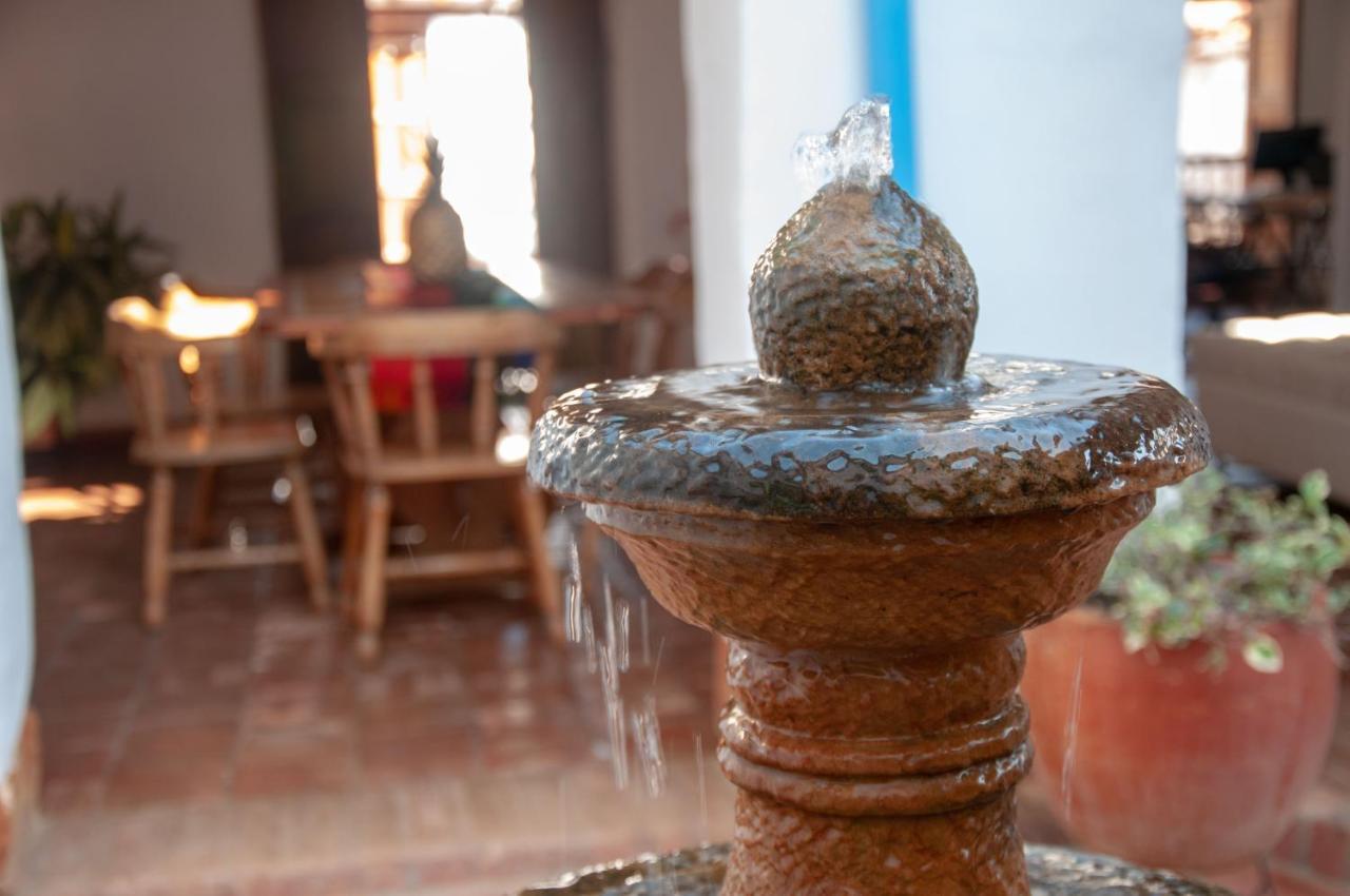 La Juanita Hostel บาริชารา ภายนอก รูปภาพ